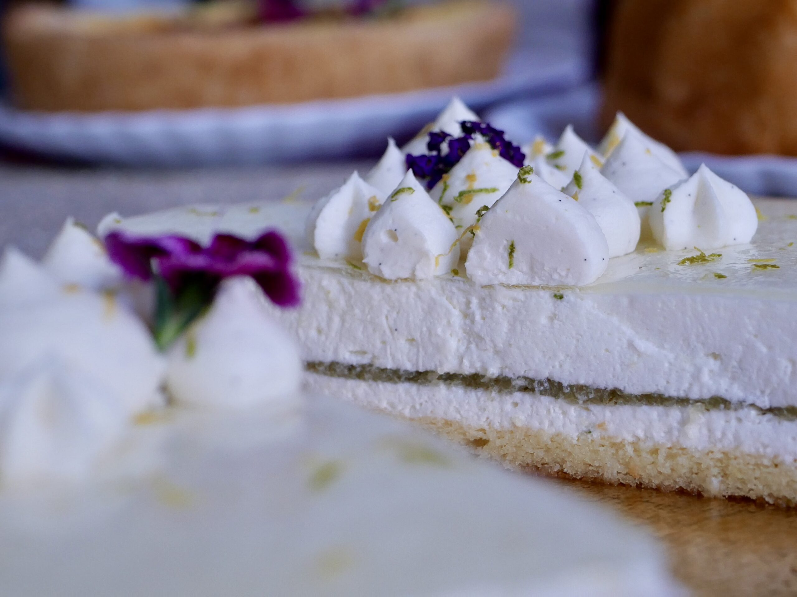 Gateau citron vert maison à Pau